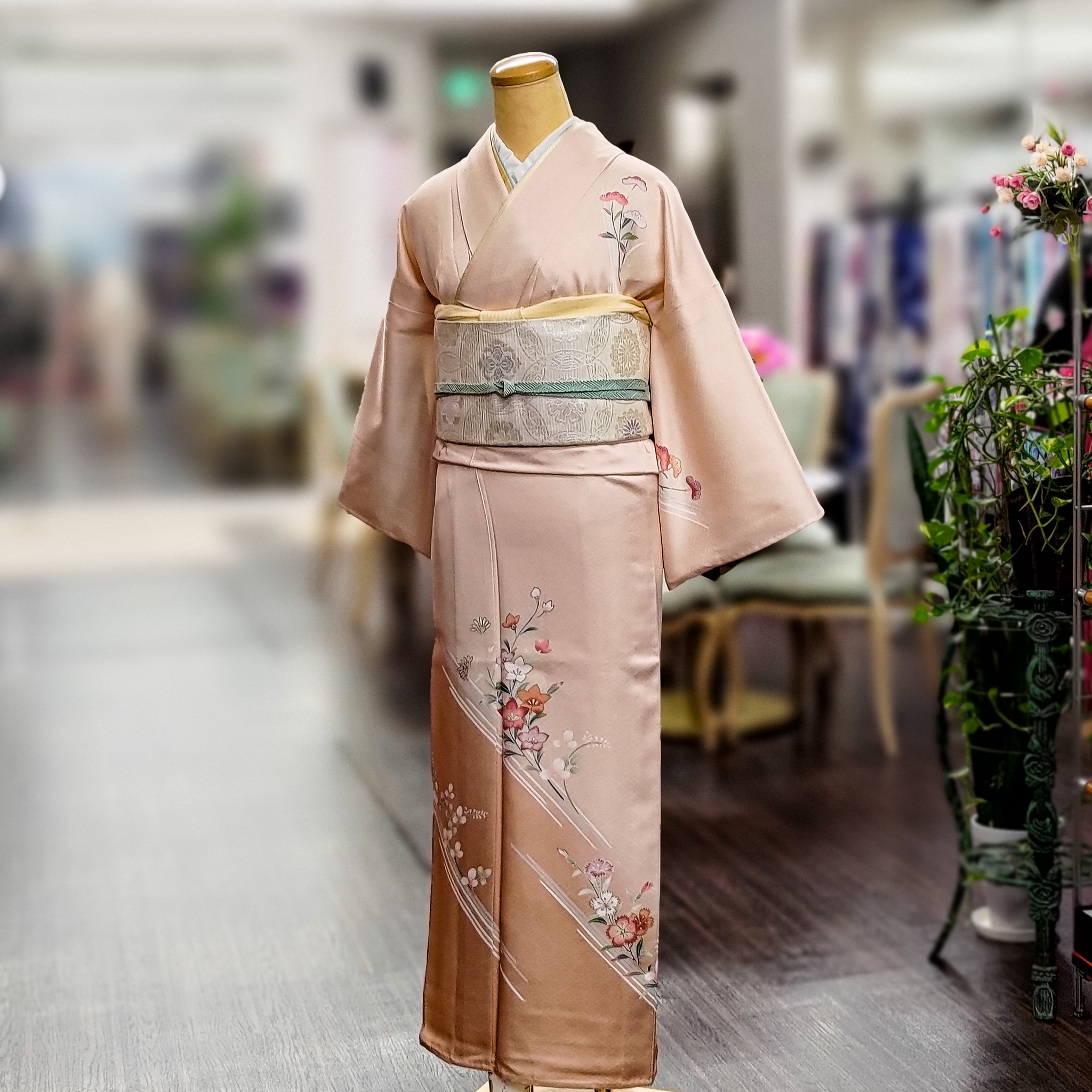 ピンクの付け下げ 単衣の着物レンタル ｜奈良の貸衣装｜準礼装着物