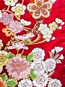 奈良の貸衣装｜結婚式 花嫁衣装 和装 赤の色打掛｜西陣織の金襴緞子｜橿原衣裳